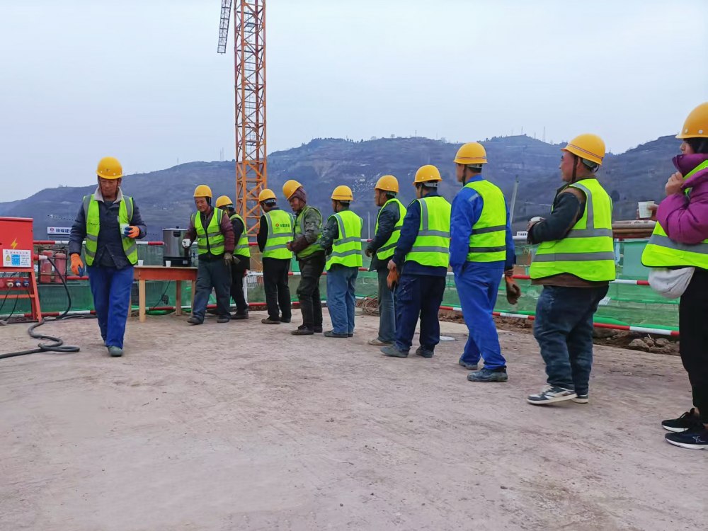 陜煤建設(shè)韓城分公司土建六項(xiàng)目部：跑好新春“第一棒”，韓城北站物流集運(yùn)中心項(xiàng)目樁基礎(chǔ)建設(shè)階段性工程圓滿完成