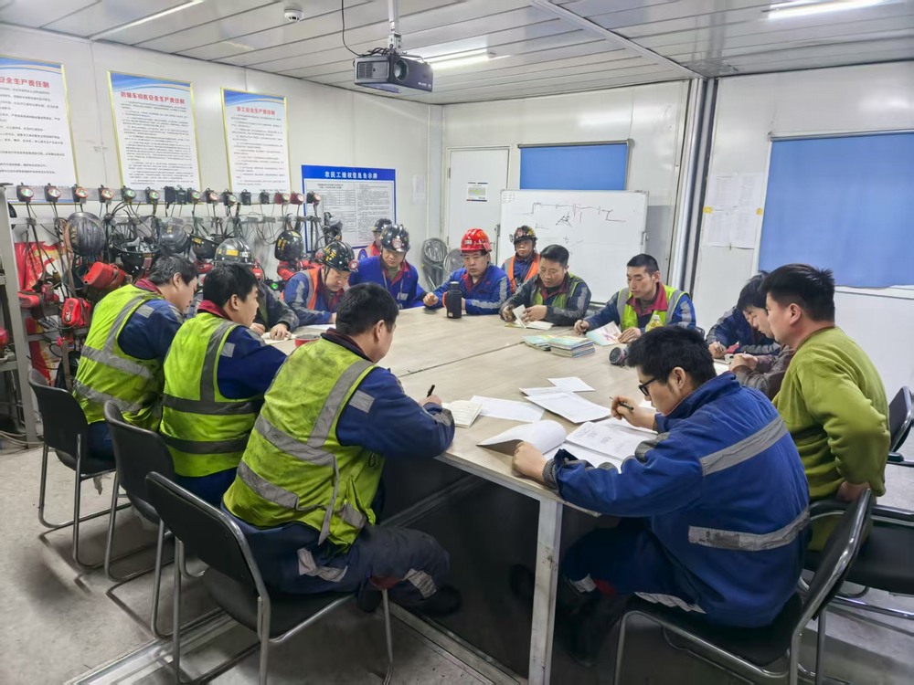 陜煤建設(shè)洗選煤運營公司第二項目部：春啟攻堅   按下開局“快進(jìn)鍵”