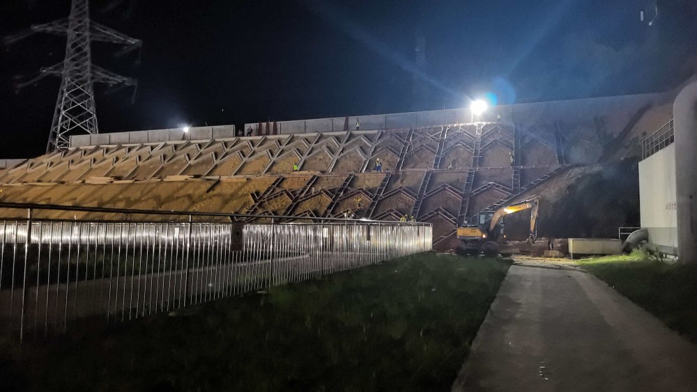 陜煤建設(shè)西北分公司湖南益陽項目部：戰(zhàn)雨季、搶工期、保履約
