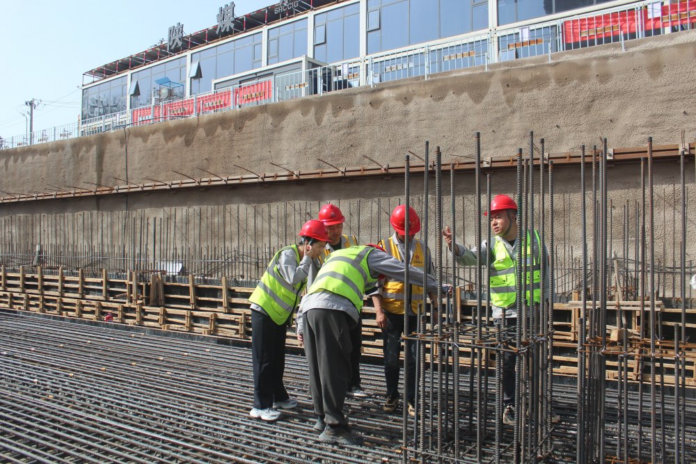 陜煤建設(shè)銅煤公司云谷市集項目部:錨定節(jié)點抓實干 凝心聚力促攻堅
