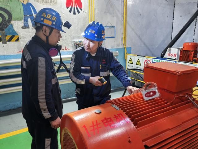 陜煤建設(shè)洗選煤運(yùn)營公司紅柳林洗煤廠項目部： 匠心傳承 薪火相傳