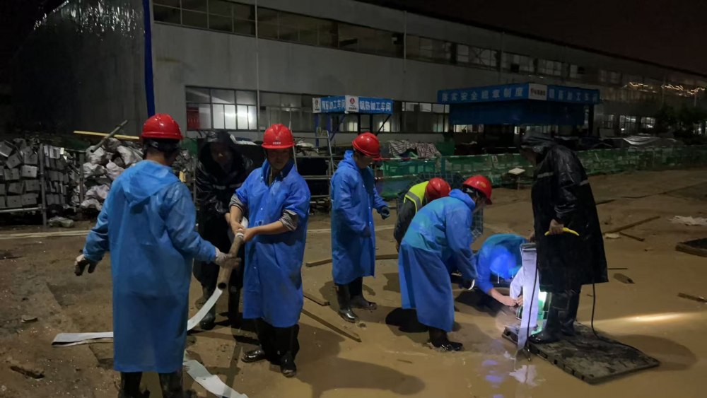 陜煤建設(shè)銅煤公司銅創(chuàng)能材項(xiàng)目部：聞“汛”而動嚴(yán)部署，同心聚力筑防線